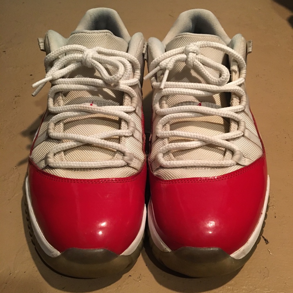 🗣🗣🗣 Cop it, Jordan retro 11 cherries!